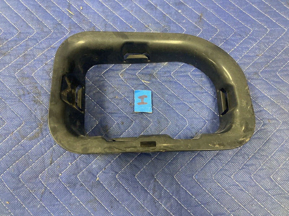 2004-2007 Volvo S60R S60 V70R Vowel Fresh Air Duct Bezel 30643490 OEM #2941M