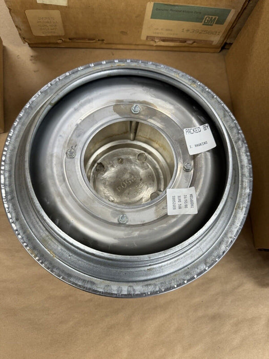 Chevrolet Motor Division Camaro Corvette Hubcap 39258021 NOS *New* OEM #3246E