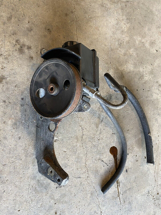 Volvo V70R V70 S70 850 C70 Power Steering Pump & Bracket OEM 3546907 #696E