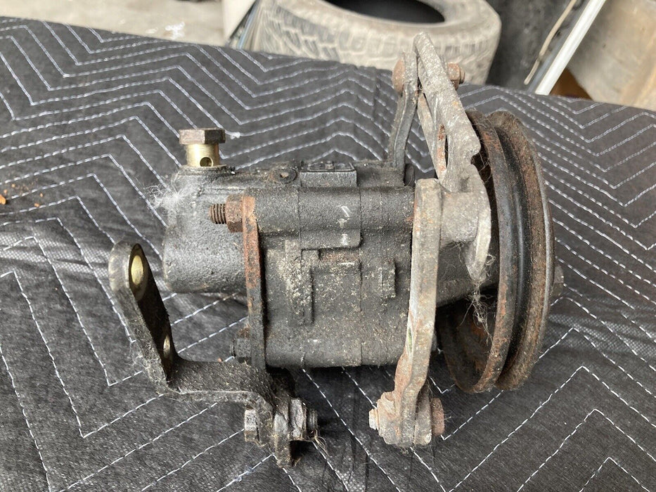 1982-1994 BMW E30 318i 325i 1130084 Bikers Power Steering Pump M20 OEM #2271M