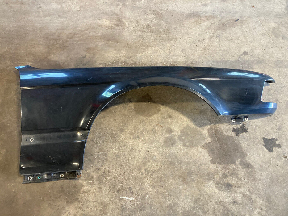 1986-1994 BMW 7 Series E32 Right Passenger Side Front Fender Black OEM #899M