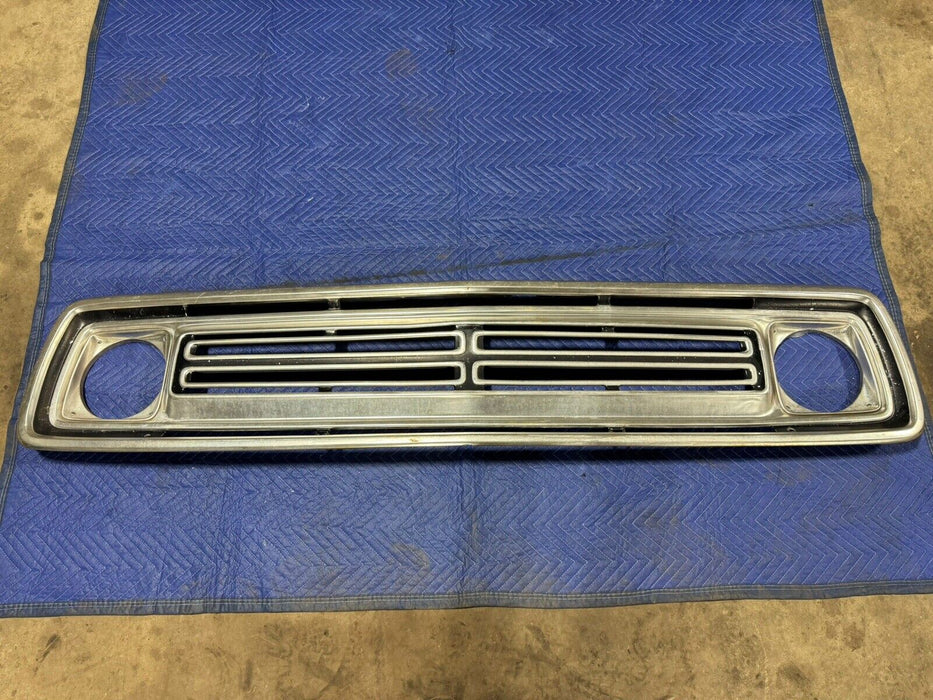 1972-1973 Dodge Truck ‘Tin Grille Pickup’ OEM Aluminum Grille D100 D200 #3170E