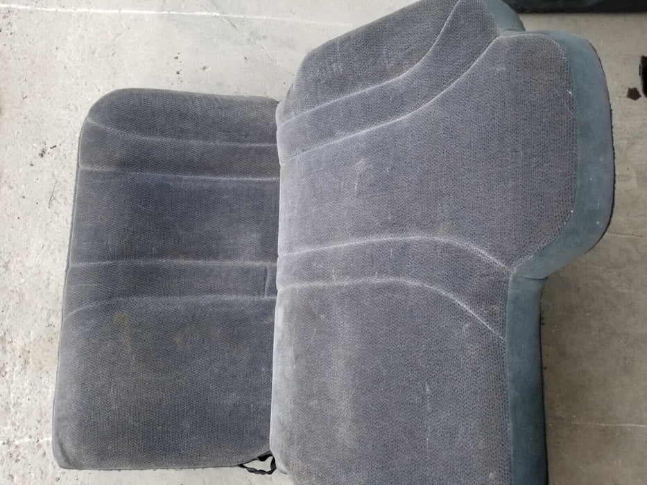 1999-2007 CHEVY 1500 SILVERADO SIERRA PICKUP EXT CAB REAR SEAT L & R GRAY #780CN