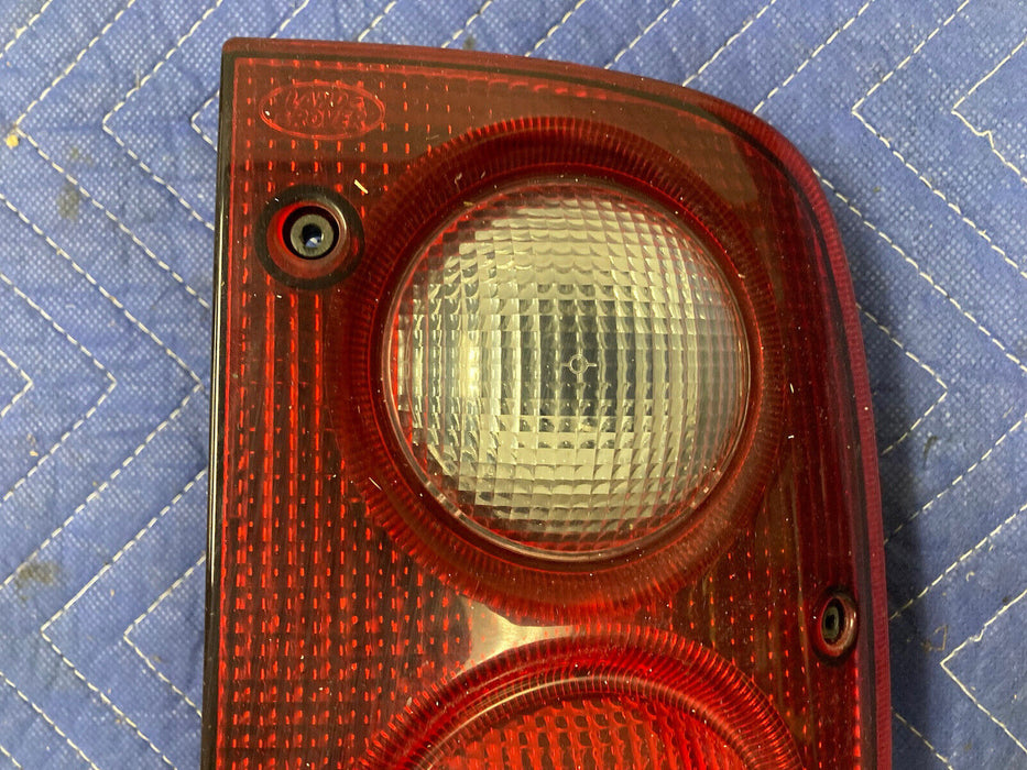 1998-2005 Land Rover Freelander Right Tail Light Assembly XFB000300 OEM #2991M