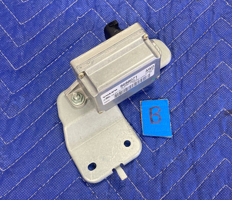 2004-2007 Volvo S60R V70 Yaw Rate Sensor AWD W/ Mount 8688070 OEM #2764M