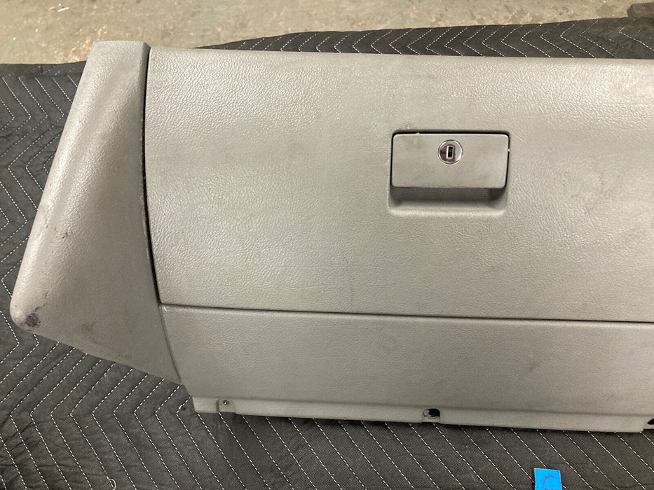 1999-2005 Volkswagen VW Jetta MK4 Glove Box Assembly 1j1857101 OEM #2384M