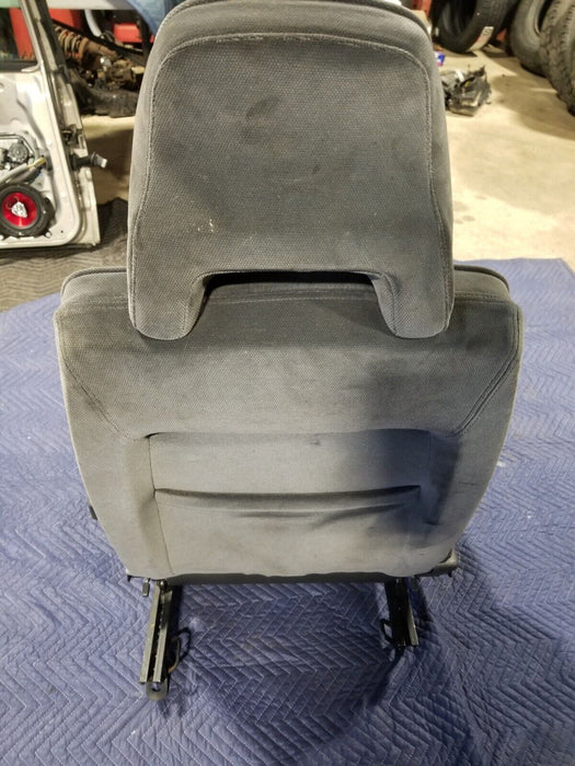 1998- 2000 Volvo V70 V70R Wagon oem Front Grey Cloth Seat non-power #366AN