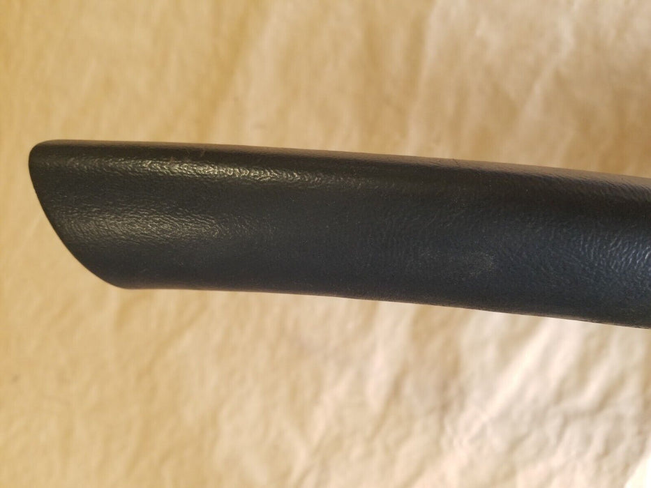 1999-2007 CHEVY 1500 SILVERADO SIERRA OEM  DASH HANDLE GRAB BAR #829CN