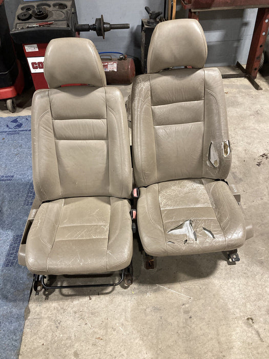 1992 1994 94 95 1997 Volvo 850 GLT Front Becket Seats Leather Tan Set OEM #661M