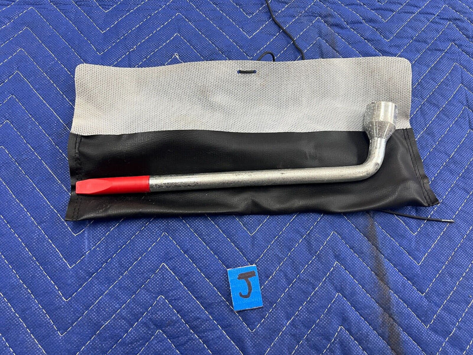 2005-2007 Volvo S60R V70R Spare Tire Emergency Tool Lug Wrench OEM #1145EM