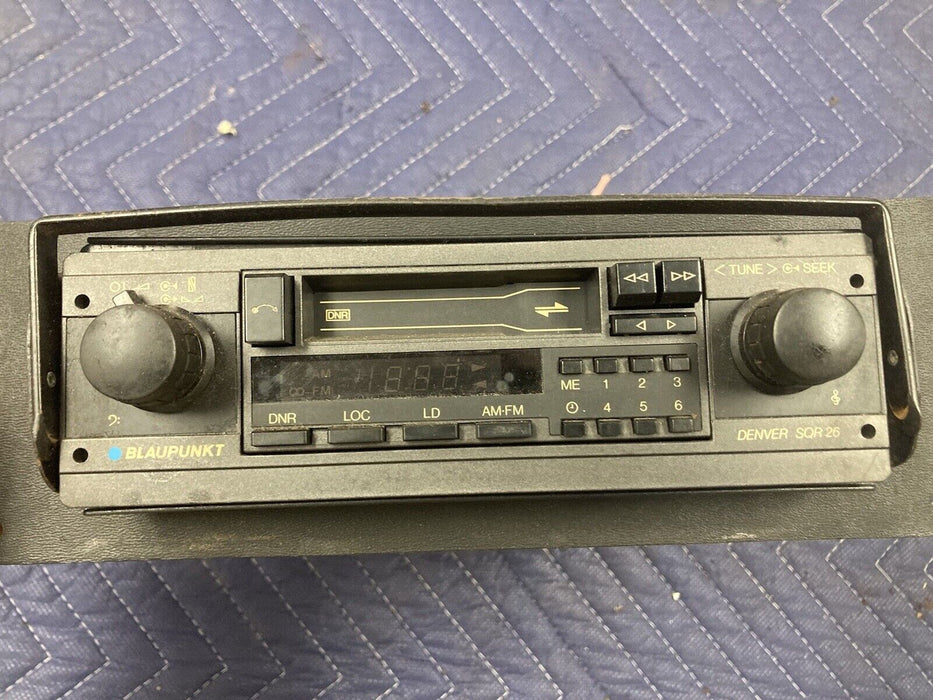 1975-1985 Volvo 242 240 244 245 Taxol AM FM Cassette Stereo #1637M