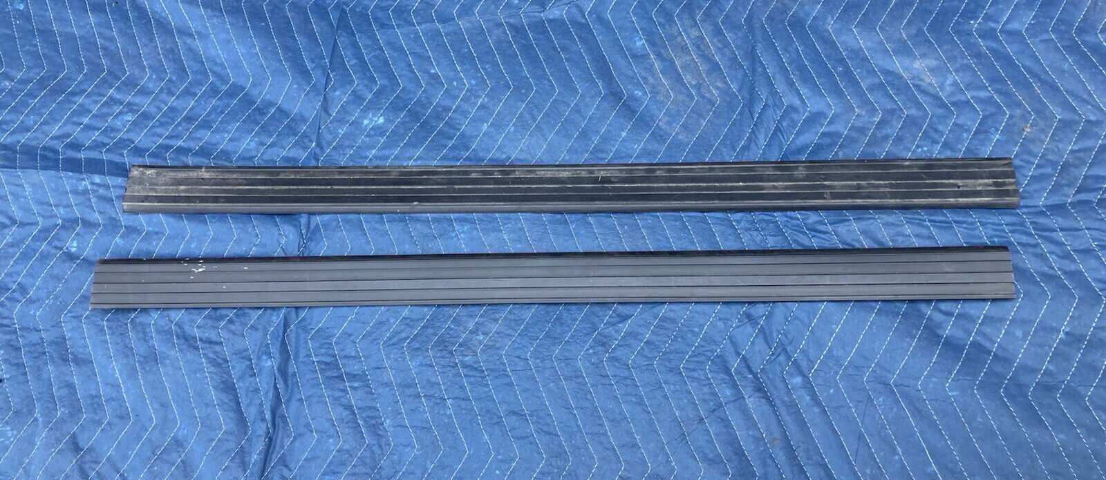 1982-1994 BMW E30 318i 325i Coupe Door Trim Step Sill Left Right Pair OEM #2348M