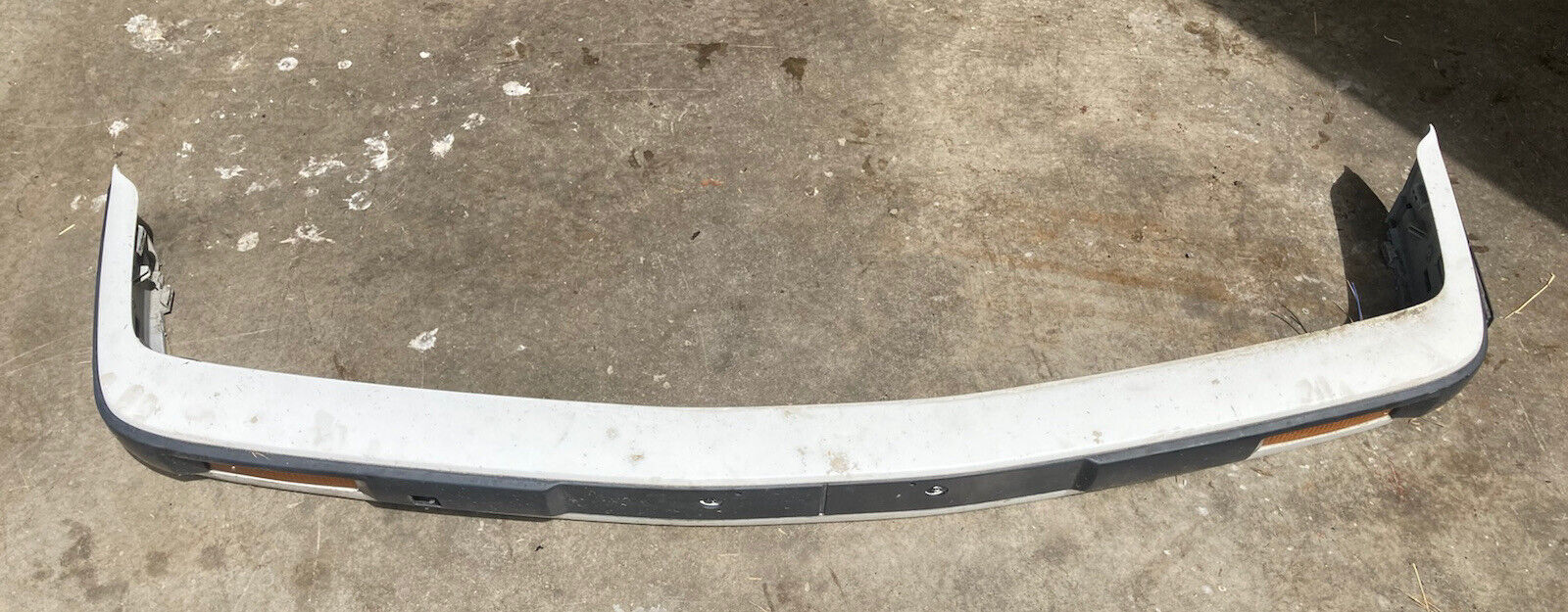 89-91 BMW 325ix Front Bummer Assembly Trim Lights White 325e 318i 325i E30 #59M