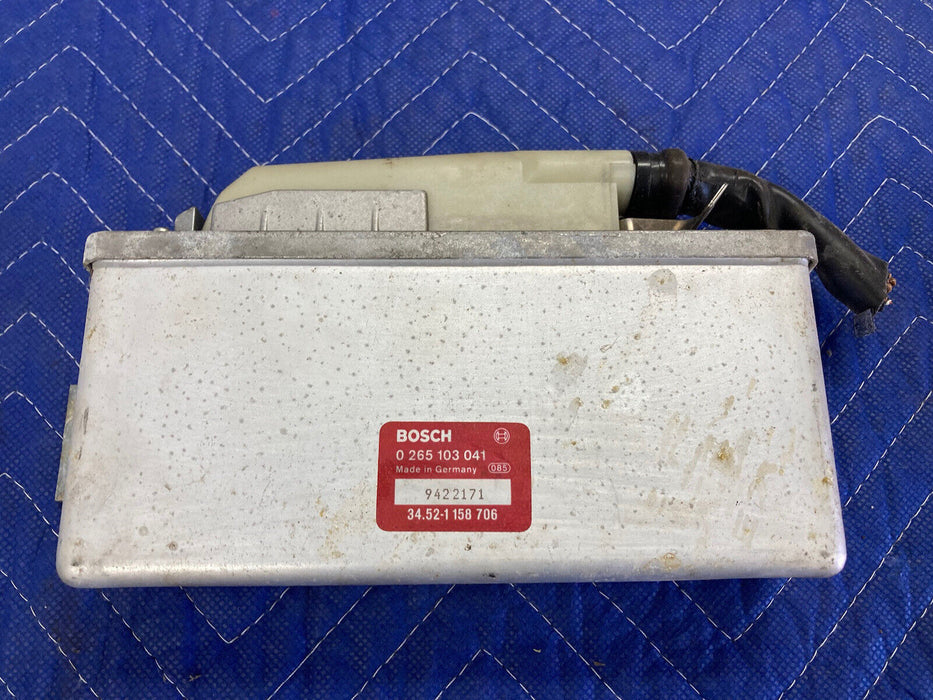 1984-1991 BMW 318i 325i E30 Traction Control Module Bosch 0265103041 OEM #2520M