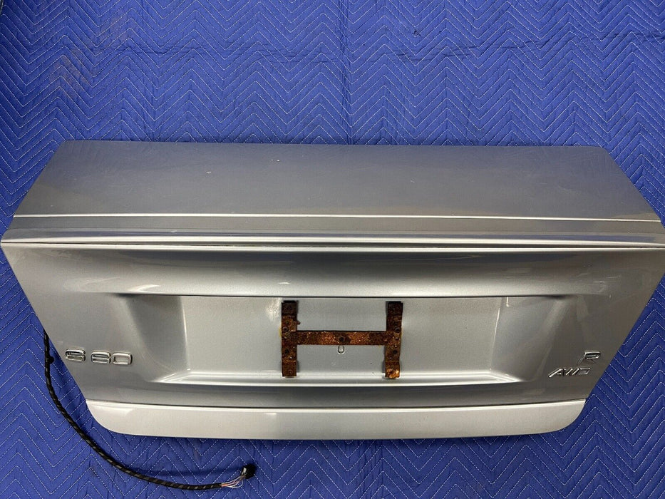 2005-2007 Volvo S60R Sedan Titanium Silver Rear Trunk Deck Lid OEM #1083EM