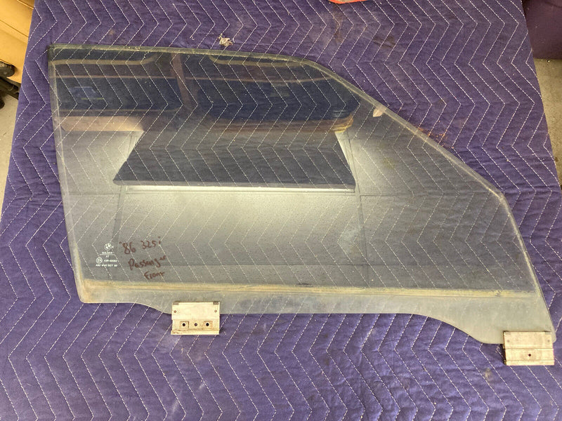 1984-1991 BMW 318i 325i E30 Front Window Sedan Glass Right Passenger OEM #2587M