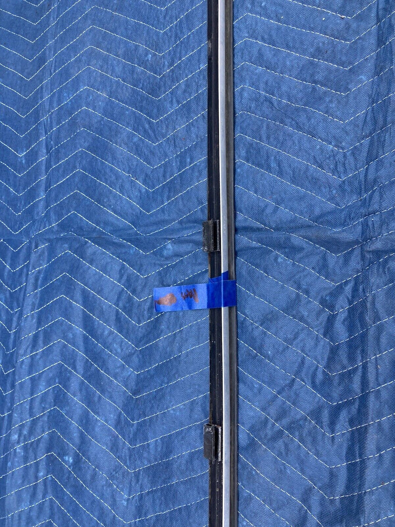 1982-1994 BMW E30 318i 325i Passenger Coupe Window Scraper Edge Right OEM #2344M