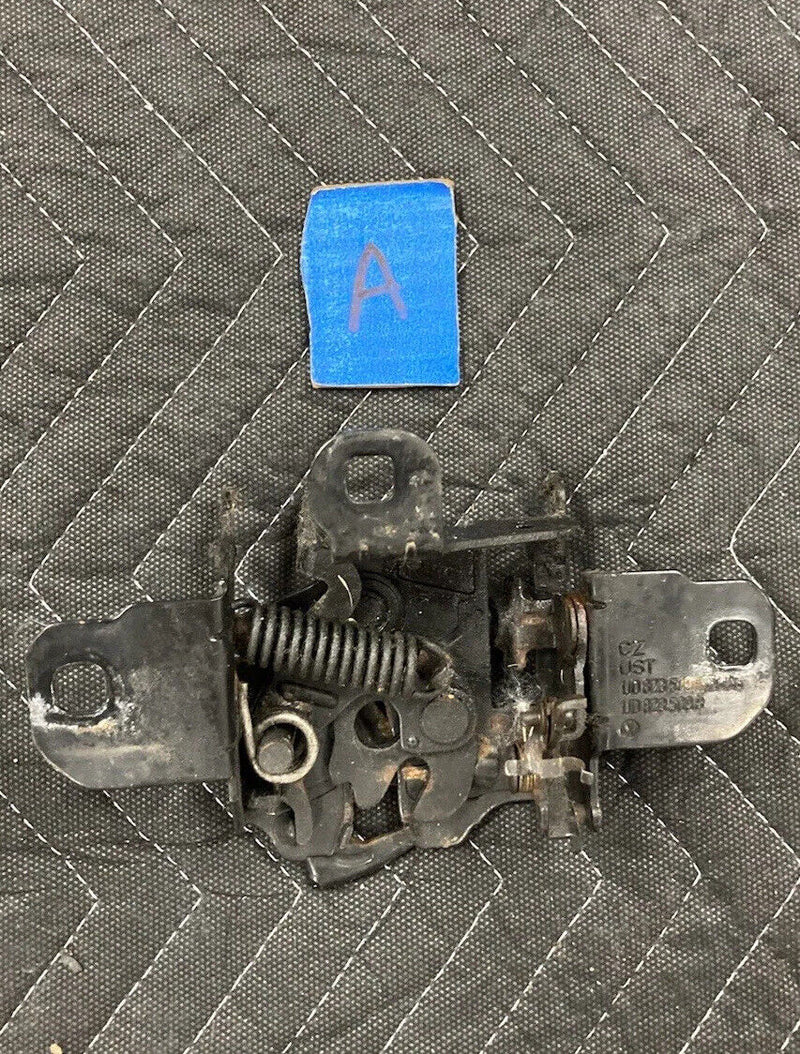 1999-2005 Volkswagen VW Jetta MK4 Hood Latch Lock OEM #2381M