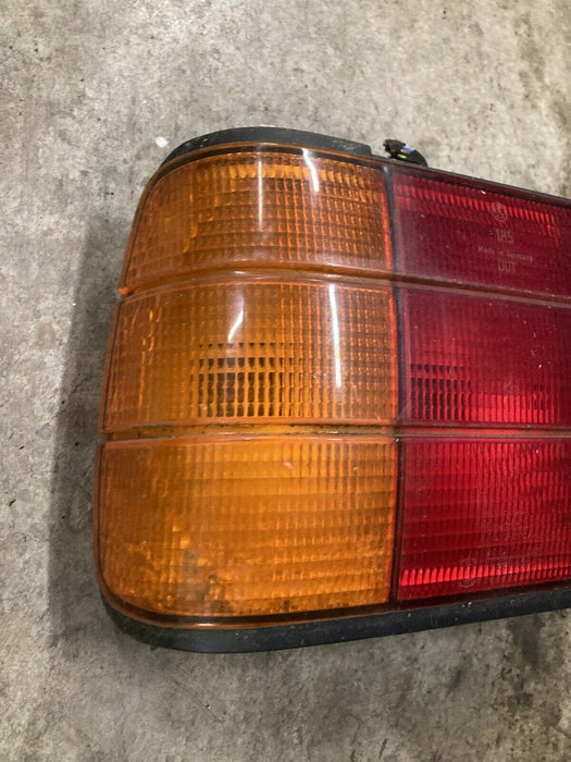 88-91 BMW E30 325ix Left Tail Light Break Reverse Lamp 6321385381 #37M