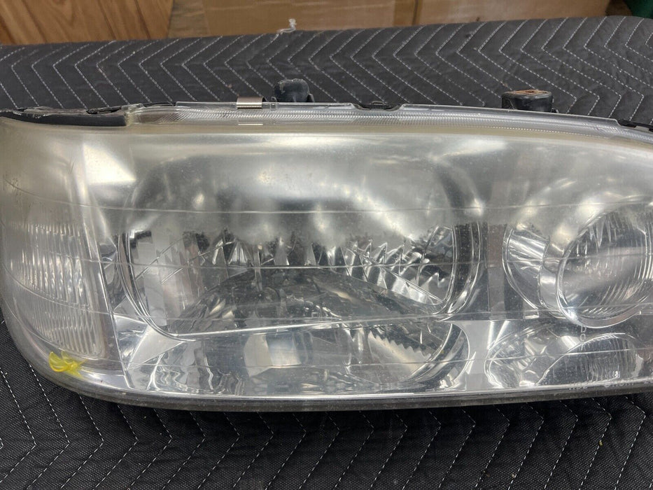 1995-1998 Acura TL Front Passenger RH Right Headlight Lamp Assembly OEM #779EM