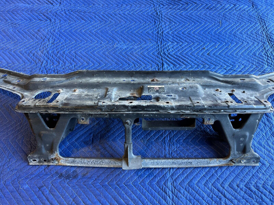 2005-2007 Volvo S60R V70R Front Core Support Radiator Bracket Mount OEM #1089EM