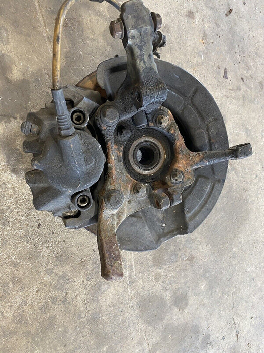 98-00 Volvo V70R V70 S70 Driver Side Front Hub Wheel Knuckle Assembly AWD #1588E