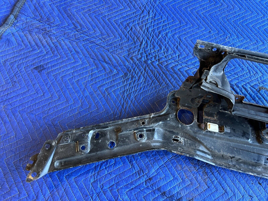 2005-2007 Volvo S60R V70R Front Core Support Radiator Bracket Mount OEM #1089EM