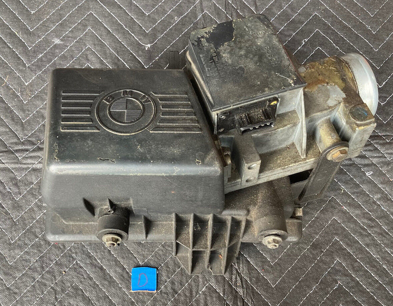 1982-1994 BMW E30 318i 325i MAF Mass Airflow Sensor Air Filter Box OEM #2316M
