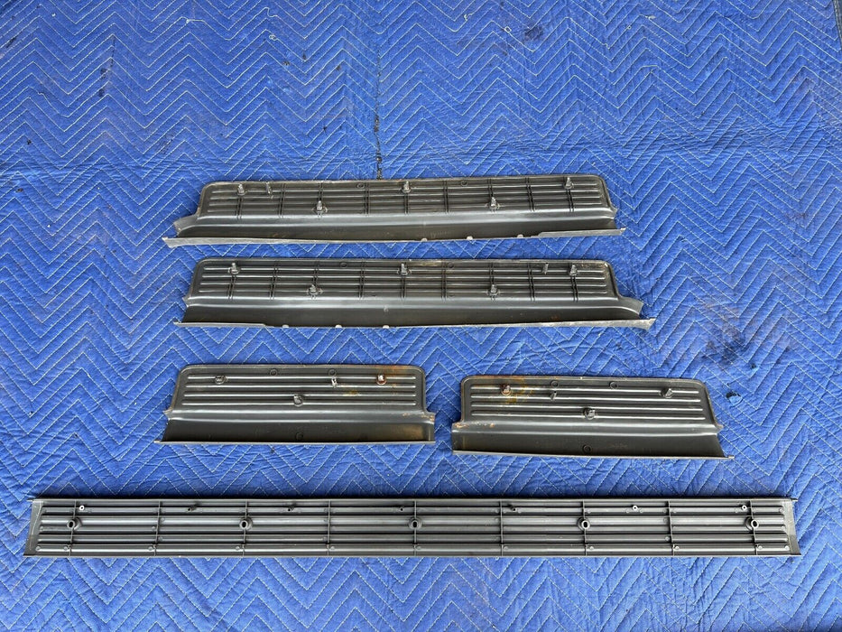 1998-2002 Isuzu Trooper Front & Rear RH & LH Set Door Sill Scuff Plates OE#931EM