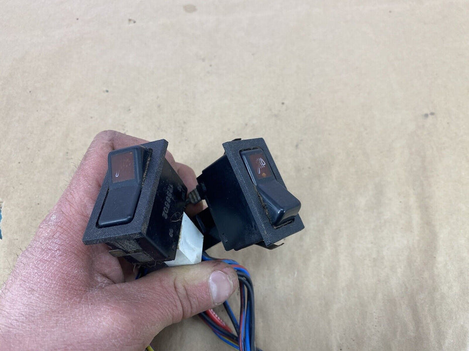 Volvo 240 244 245 Heated Seat Switch Pair w/Wiring Harness 1258502 OEM #2507E