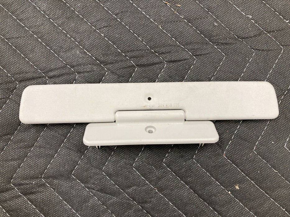 1999-2005 Volkswagen VW Jetta 858555 Center Sun Visor Shade OEM #2401M