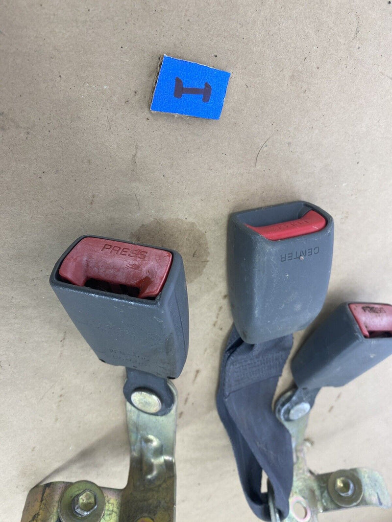1997-2001 Lexus ES300 Rear Bench Seat Belt Buckle Set of 3 Gray OEM #2281E