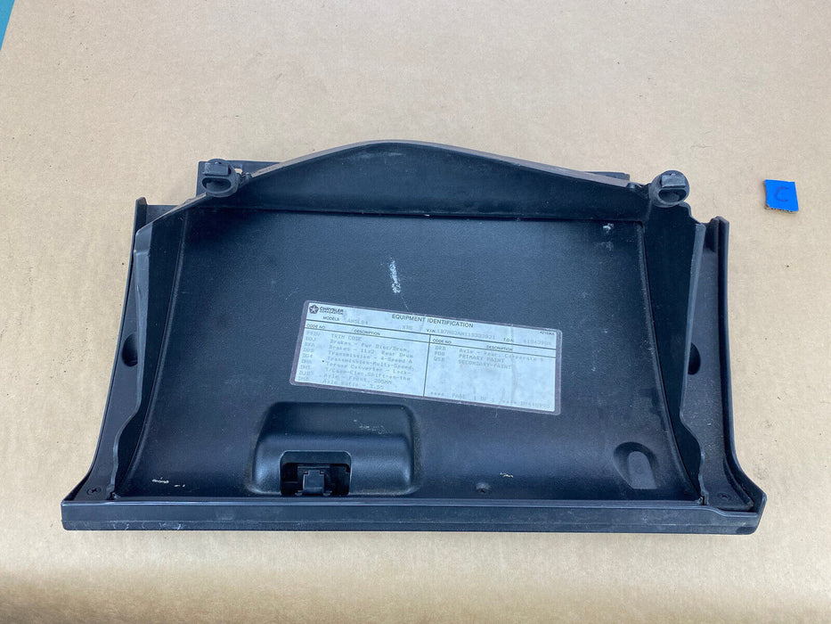 2001-2004 Dodge Dakota Dash Glove Box Assembly Black Trim Code P9DV OEM #2443E