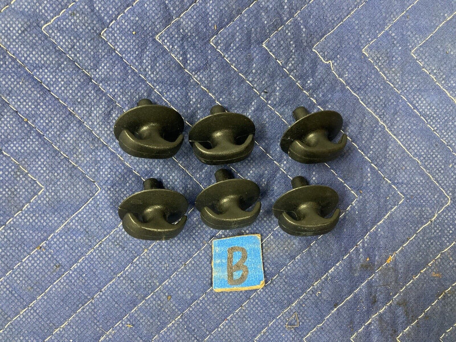 1998-2005 Land Rover Freelander Side Cargo Net Hooks Clips Range OEM #3003M