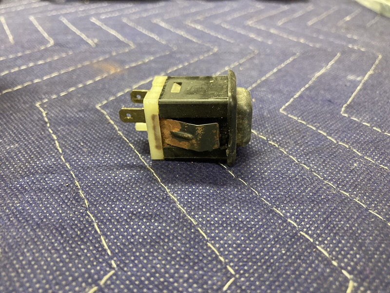 1984-1991 BMW 318i 325i E30 Power Window Lock Switch OEM #2700M
