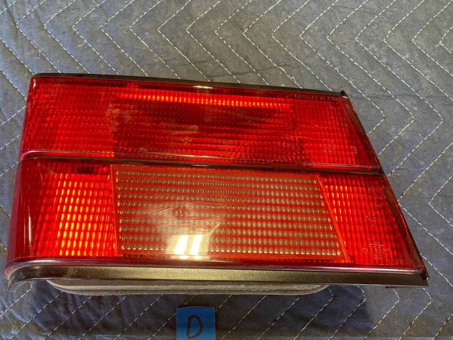 1988-1996 BMW E34 5 Series 525i 535i Left Rear Tail Light LH Trunk OEM #2018M