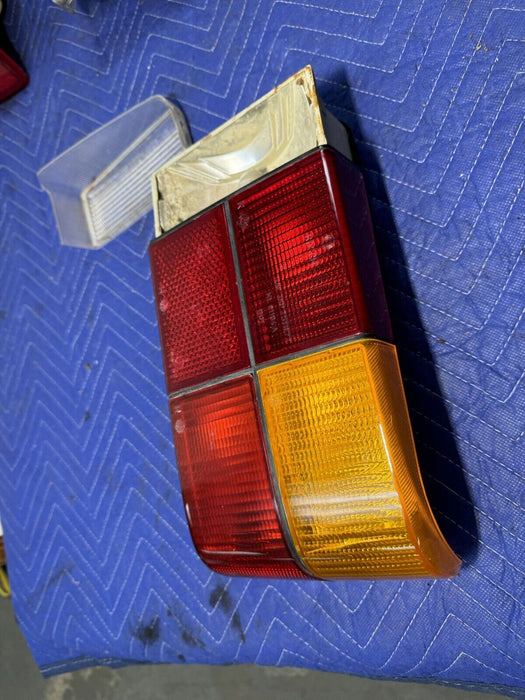 1979-1984 Volvo 240 242 244 Sedan 5 Panel Tail Light Right Rear Lamp OEM #3294E