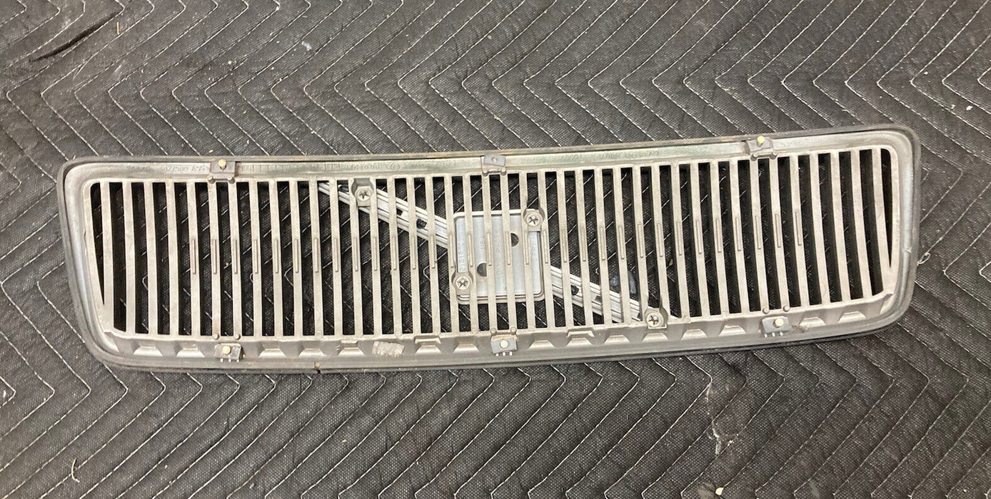 1998-2000 Volvo V70R S70 V70 Front Waterfall Grille 50091 9151669 OEM #374M