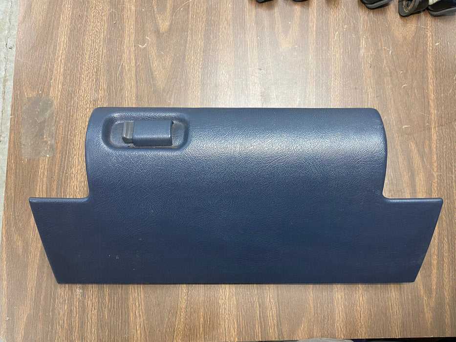 1995-2000 Chevy GMC C/K Silverado Glove Box Blue Assembly 15024967 OEM #2106EJ