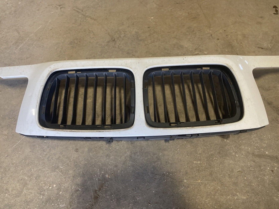 1988-96 BMW E34 5 Series 525i 535i Headlight Trim Grille Surround OEM #1942M