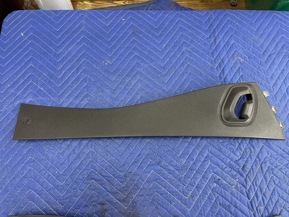 2005-2007 Volvo S60R V70R Center Console Side Trim 9204667 9204666 OEM #1029EM