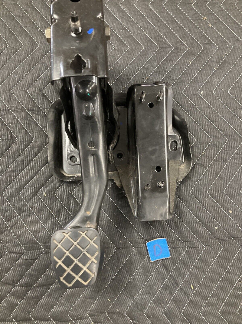 1999-2005 Volkswagen VW Jetta MK4 Manual Brake Pedal Assembly OEM #2411M