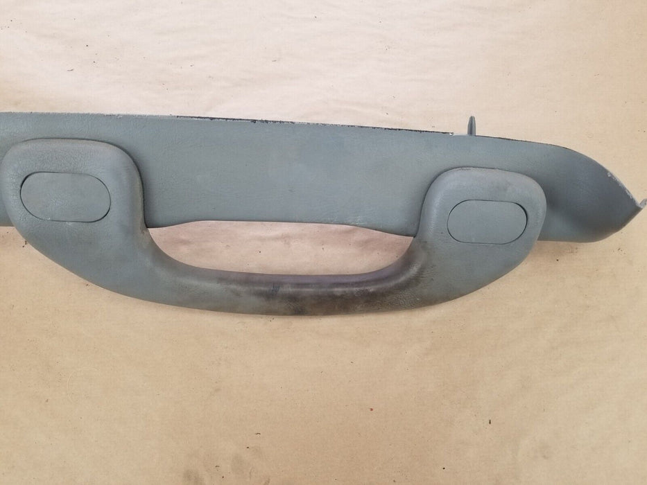 2005-2007 FORD F-350 F350 PASSENGER SIDE HANDLE A COLUMN COVER OEM  #662CN