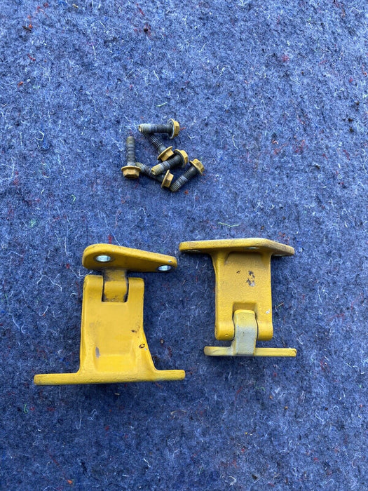 99-01 ISUZU VEHICROSS Left & Right Front Door Hinges w/Hardware OEM #1404E