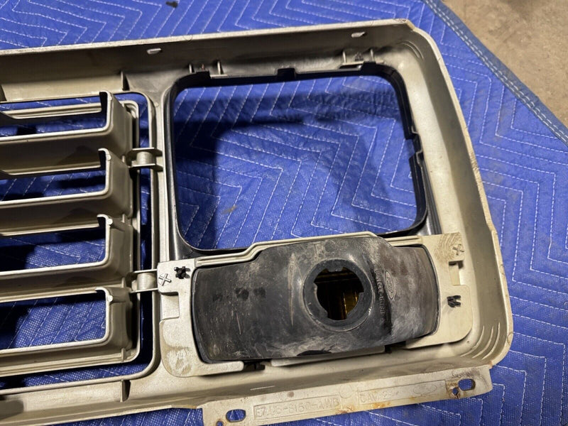 1983-1991 Ford Econoline Van Grille Chrome Complete & Turn Signals OEM #3174E