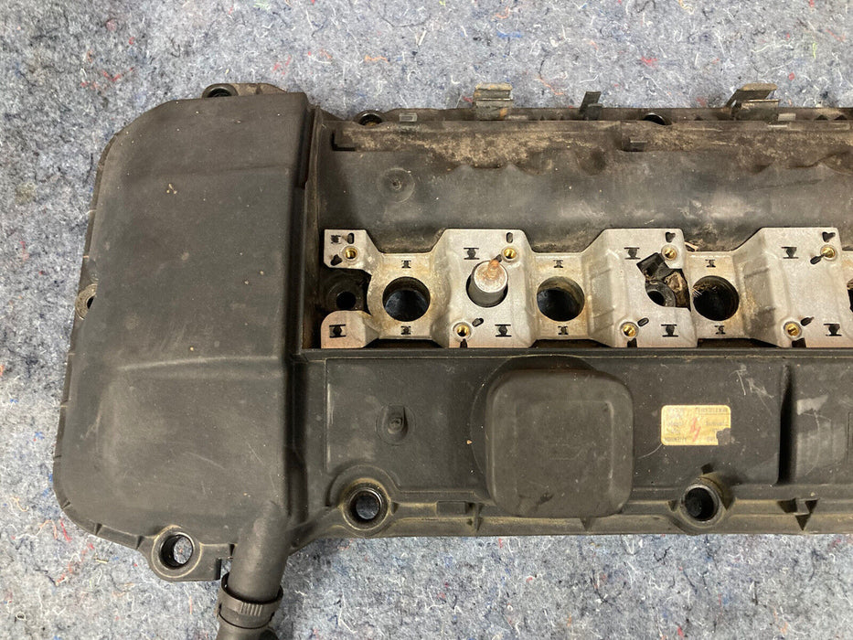 1997-2003 BMW E39 525i 528i 530i Valve Cover W/Hardware Head 1432928 OEM #544M