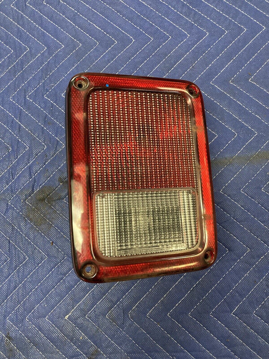 2007-2017  Tail Light Lamp Assembly Jeep Wrangler Right RH Side #2966MM