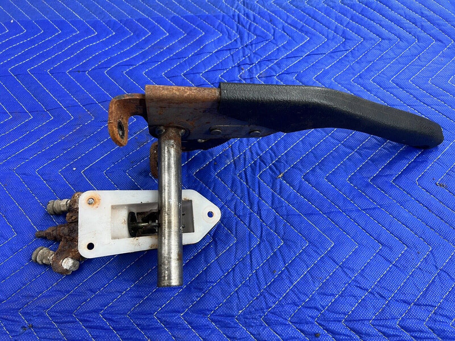 1998-2002 Isuzu Trooper Emergency E Parking Brake Handle Lever Assembly OE#939EM