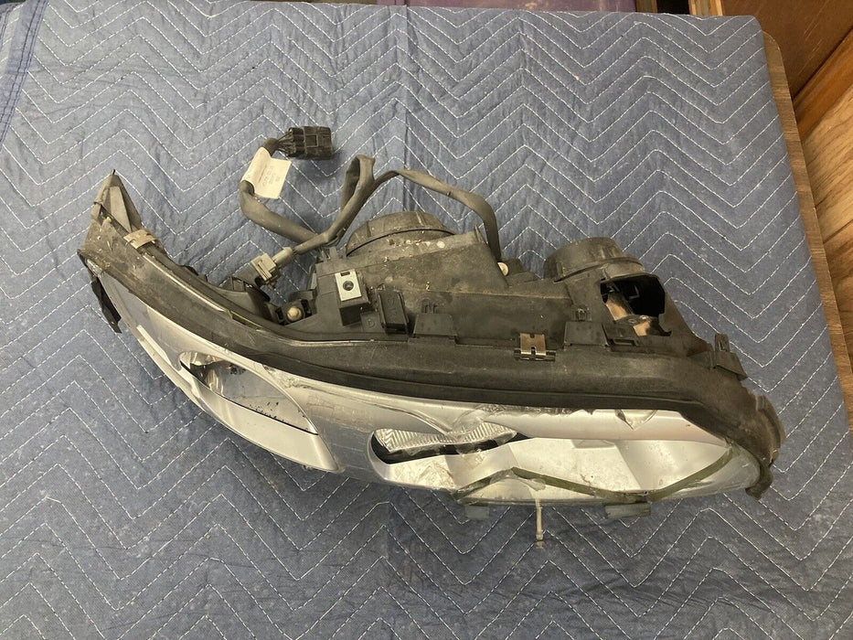 2005-2007 Volvo S60R S60 V70 L Headlight Right RH Parts 30698824 OEM #1479M