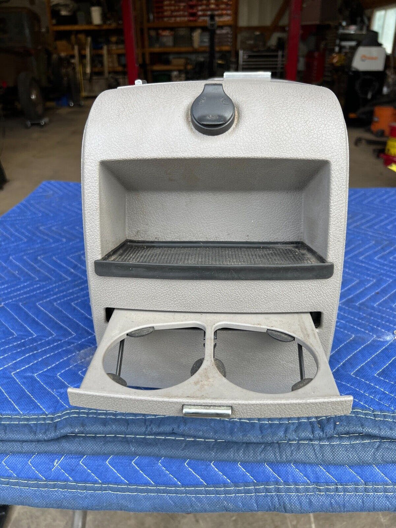 2002-2007 Saturn Vue Gray Center Console Armrest Trim Cup Holders OEM #619EM